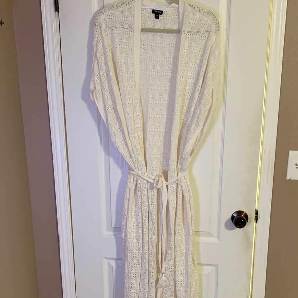 Torrid Ivory Open-Front Knit Shrug